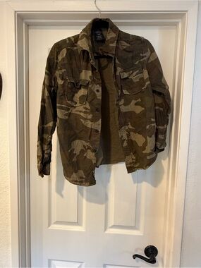 Faded Glory Green & Brown Camo Button-Up Shirt